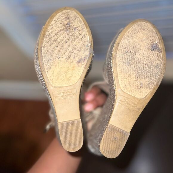 Rampage Brand.  Size 6 Wedge - Picture 6 of 8